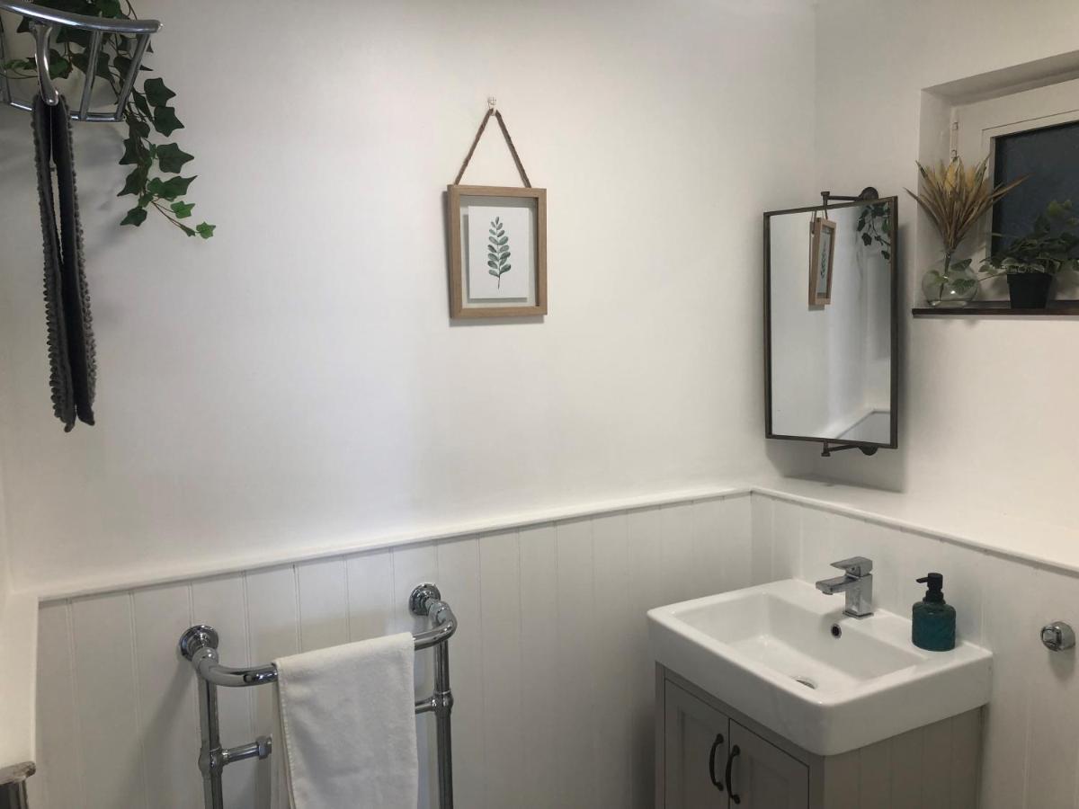 The Nest, Central Falmouth, 10 Mins To The Beaches And Off Street Parking Экстерьер фото